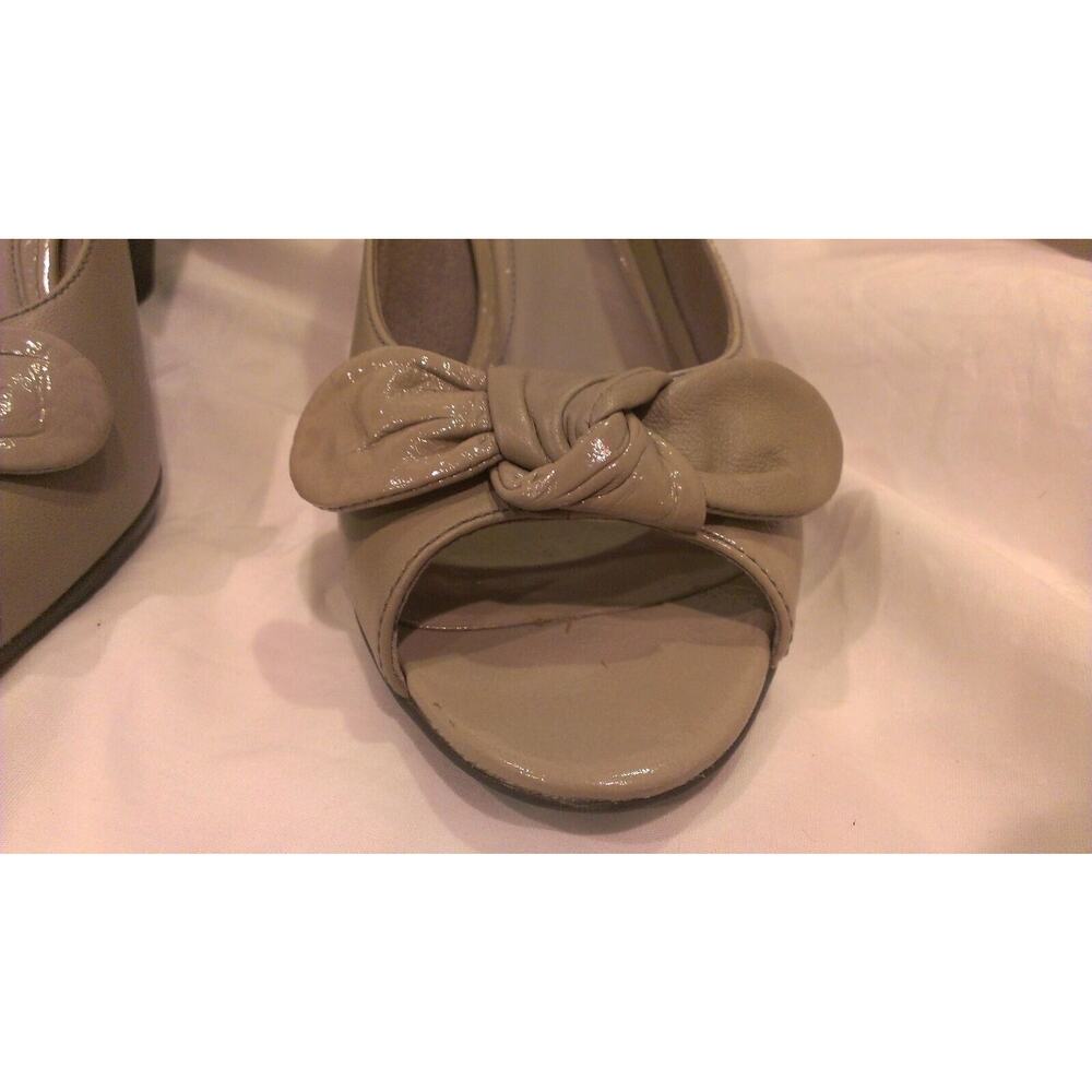TWS Camper Half Patent, Half Matte Pump Heels Gray Taupe sz 40, US 10 - Picture 3 of 7
